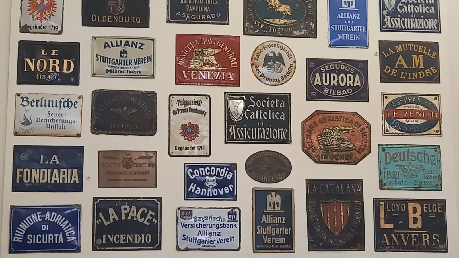 Targhe-incendio-pezzi-di-storia-da-collezionare